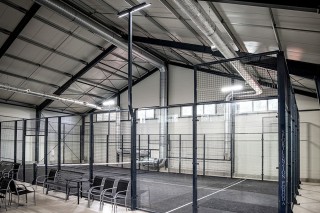ocelová konstrukce haly, padel