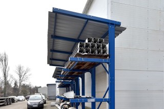 regál pro skladování