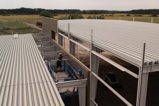 vlastní týmy montérů
