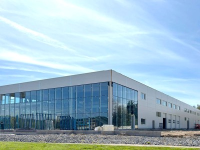 U Karlových Varů dokončujeme nové prémiové autocentrum