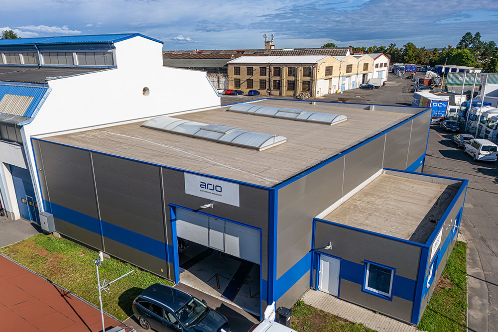 Výrobně-skladová hala pro pronájem v průmyslovém areálu Brandýs nad Labem